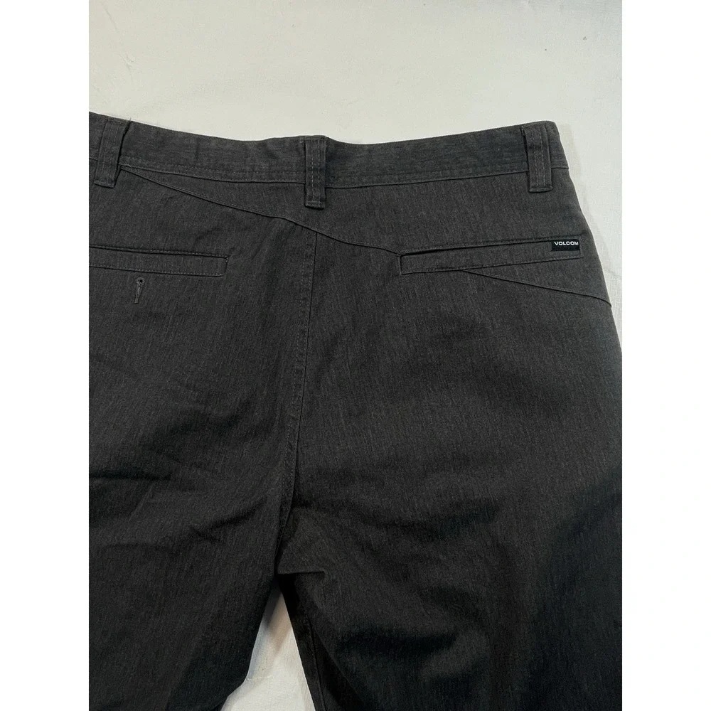 Volcom Gray Stretch Denim Shorts Men's 33 True To This Casual Skate Summer